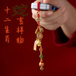 Snake Year Zodiac Car Keychain Pendant - 图片 2